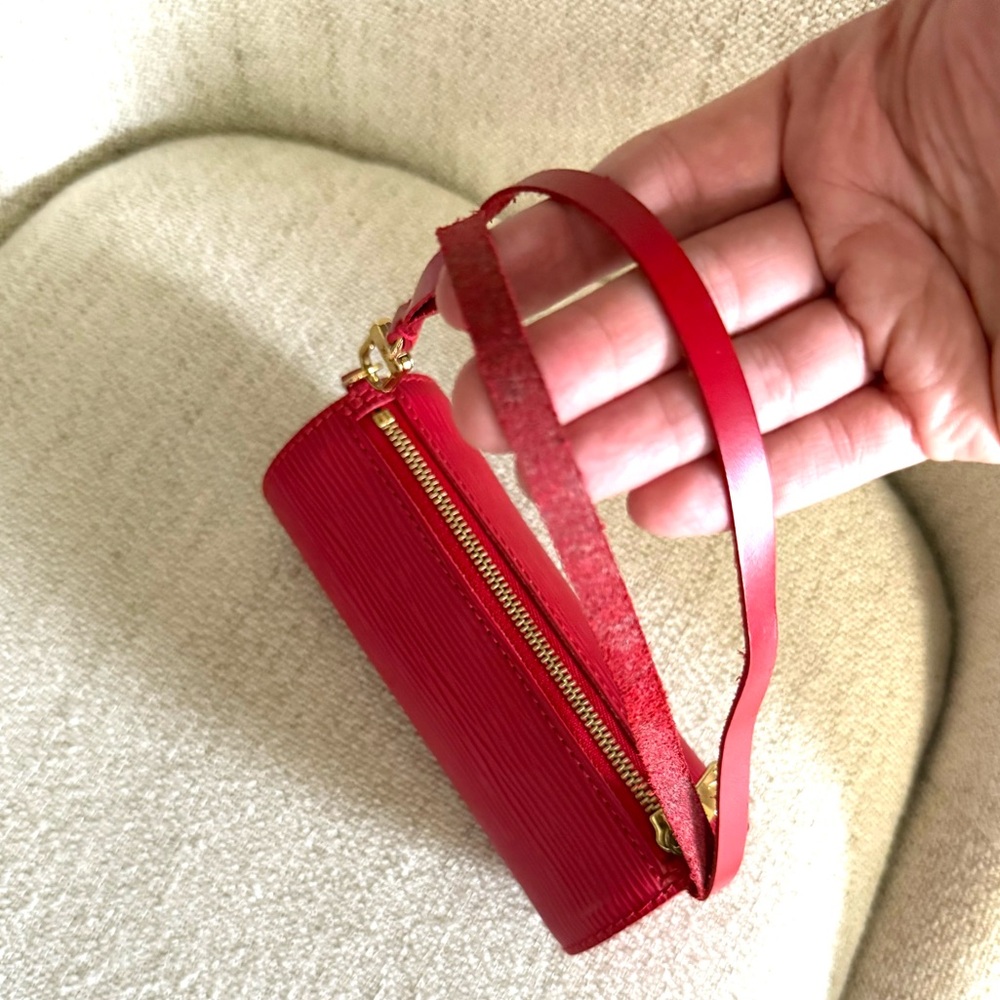 Authentic Louis Vuitton Soufflot bag M52227 red Epi leather with mini pouch - Picture 13 of 16